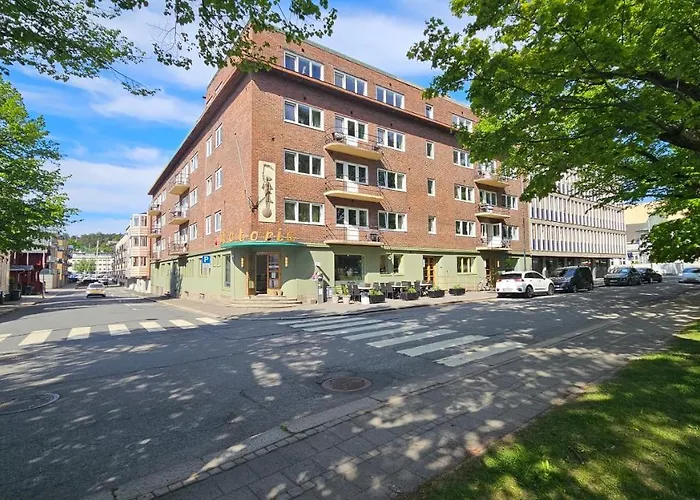Victoria Aparthotel *